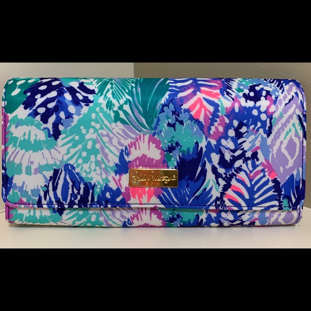 Lily Pulitzer Travel Wallet